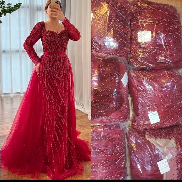 Red mermaid dress with detachable tail - Picture 2 of 2